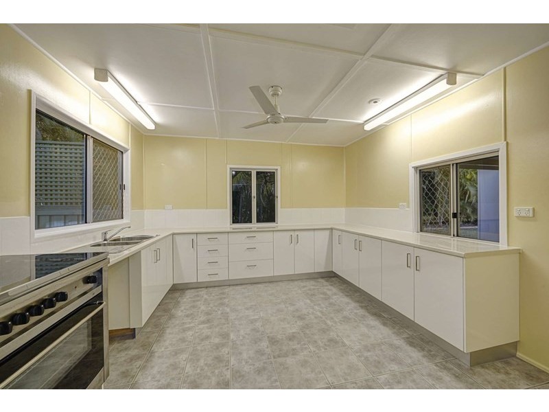 224 Cummins Road, Branyan QLD 4670