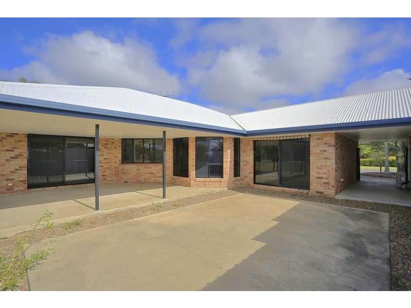 42 Pinto Avenue, Branyan QLD 4670