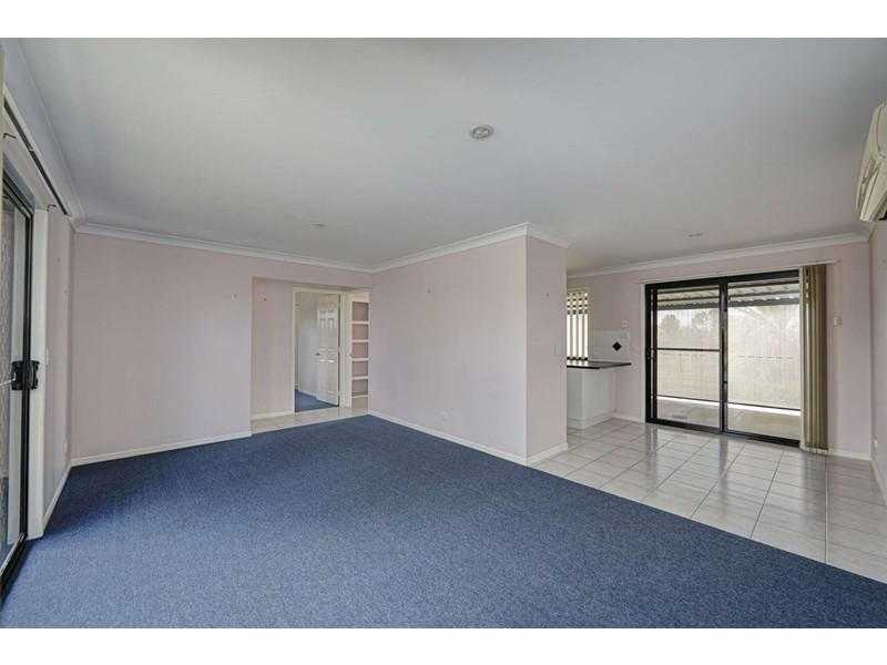 42 Pinto Avenue, Branyan QLD 4670