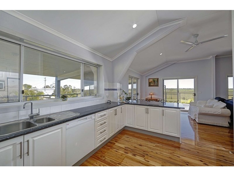 64 Fairydale Road, Welcome Creek QLD 4670