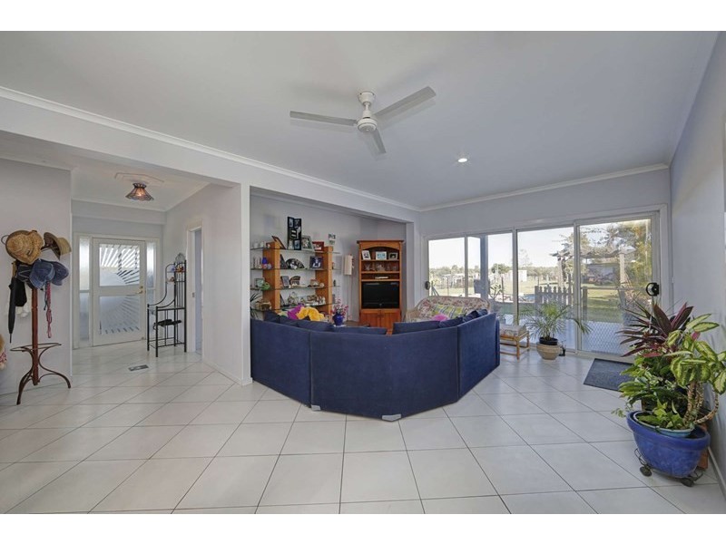 64 Fairydale Road, Welcome Creek QLD 4670