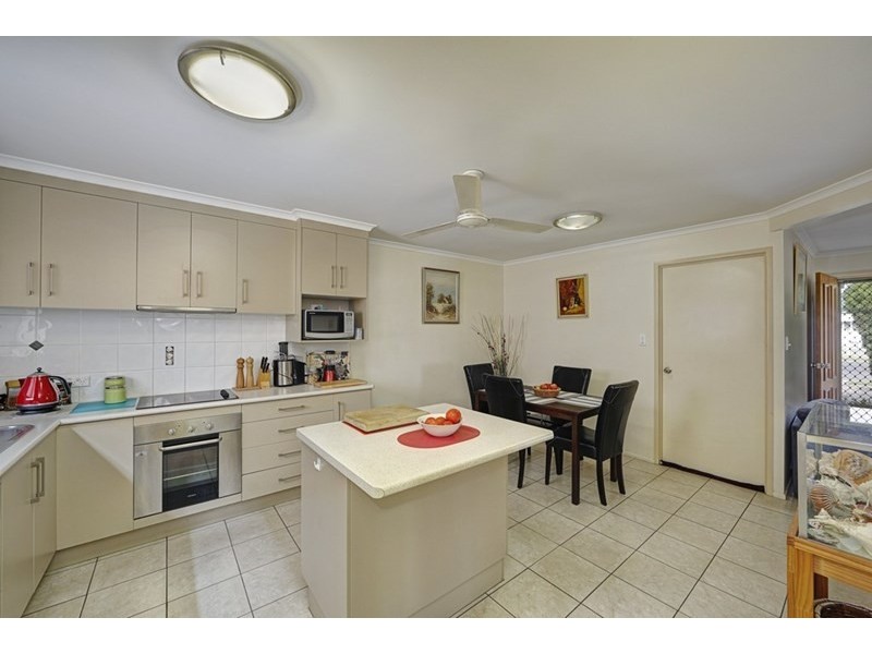 75 Burnett Street, Bundaberg South QLD 4670