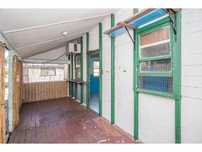 25 Alice Street, Walkervale QLD 4670