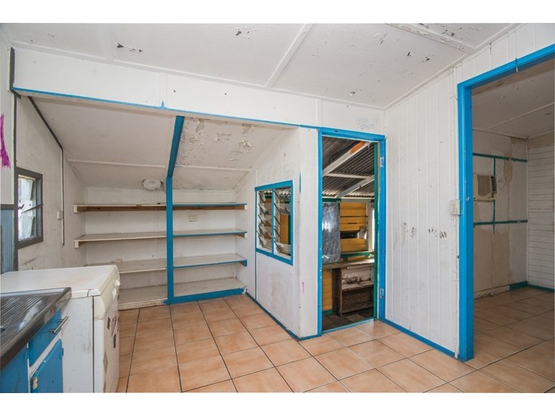 25 Alice Street, Walkervale QLD 4670