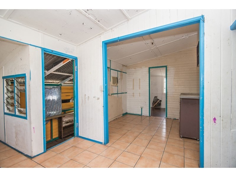 25 Alice Street, Walkervale QLD 4670