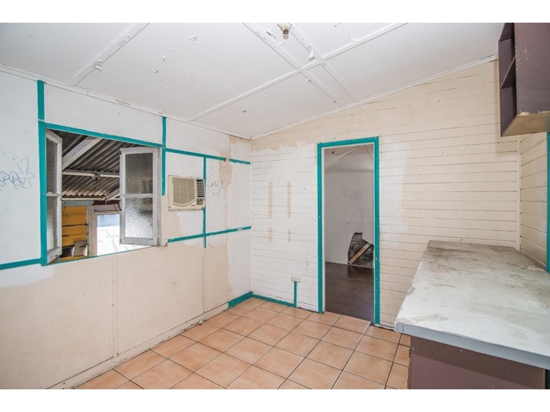 25 Alice Street, Walkervale QLD 4670