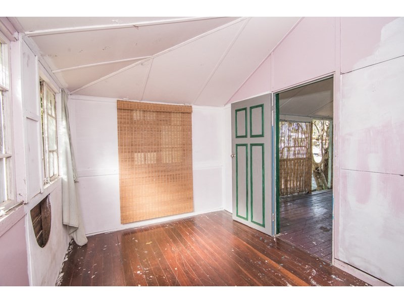 25 Alice Street, Walkervale QLD 4670