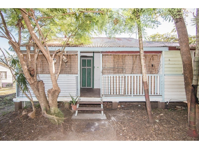 25 Alice Street, Walkervale QLD 4670