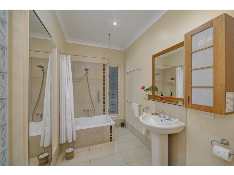 5 Willdora Drive, Elliott QLD 4670