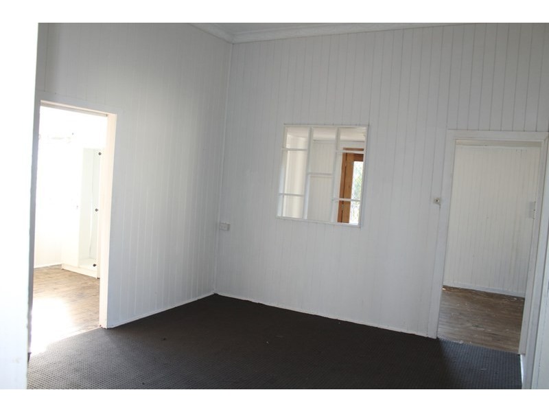 32 Agnes Street, Bundaberg North QLD 4670