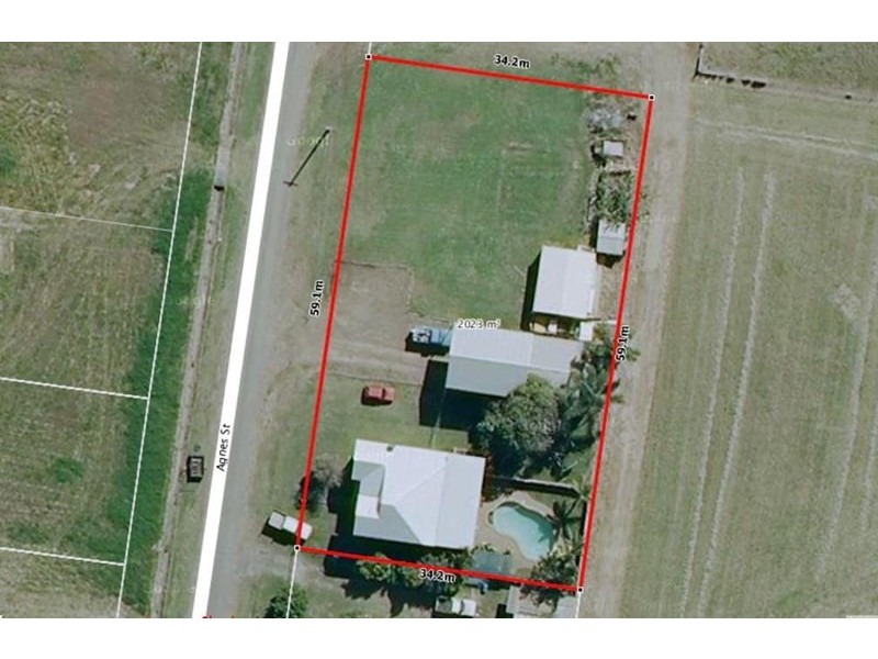 32 Agnes Street, Bundaberg North QLD 4670