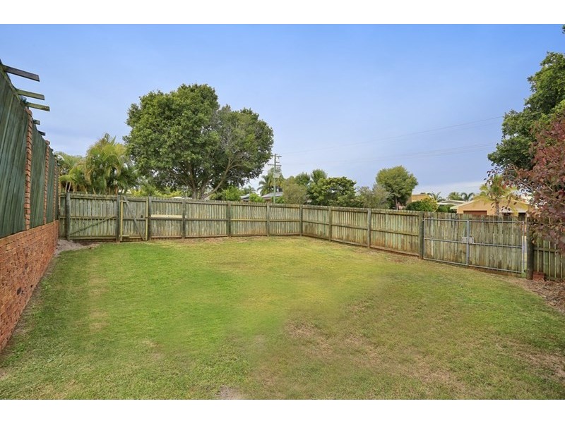 15 Glenview Crescent, Avoca QLD 4670