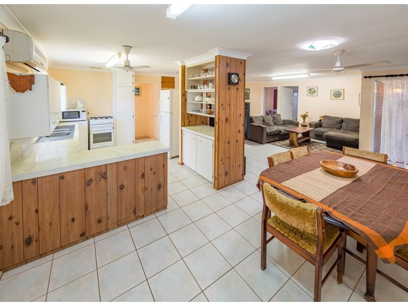 27 Cottell Street, Bundaberg North QLD 4670