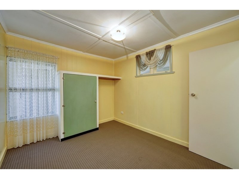 11 Blamey Street, Avenell Heights QLD 4670