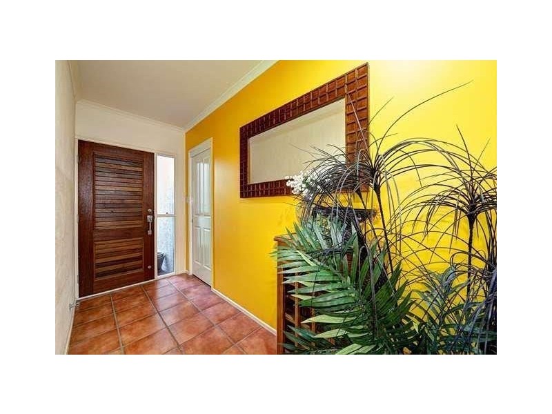 2/22a Woongarra Scenic Drive, Bargara QLD 4670
