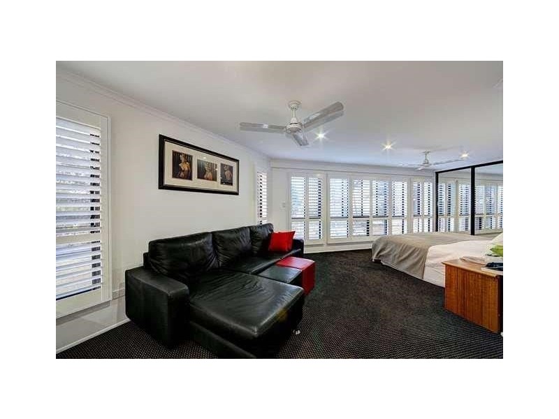 2/22a Woongarra Scenic Drive, Bargara QLD 4670