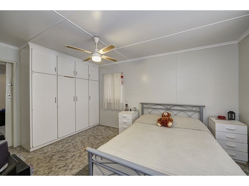 5 Birks Street, Avenell Heights QLD 4670