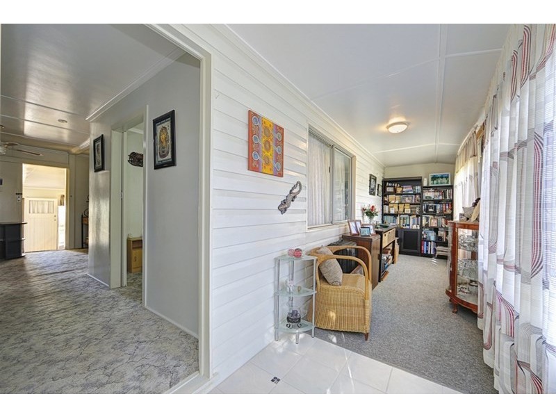 5 Birks Street, Avenell Heights QLD 4670