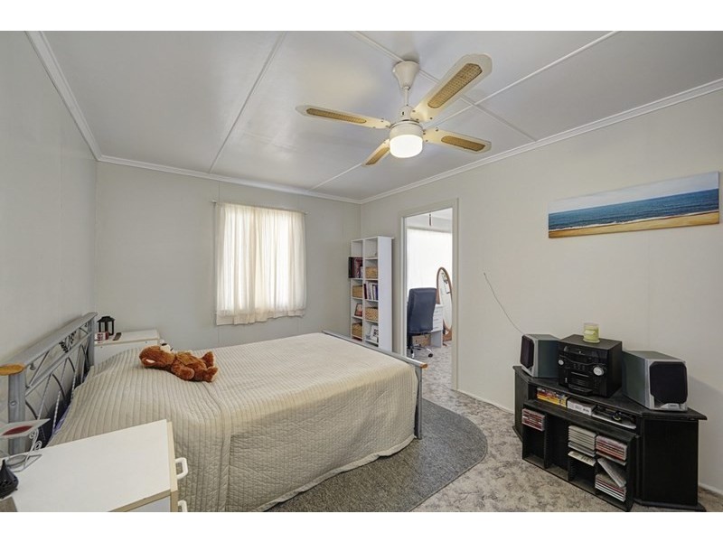 5 Birks Street, Avenell Heights QLD 4670