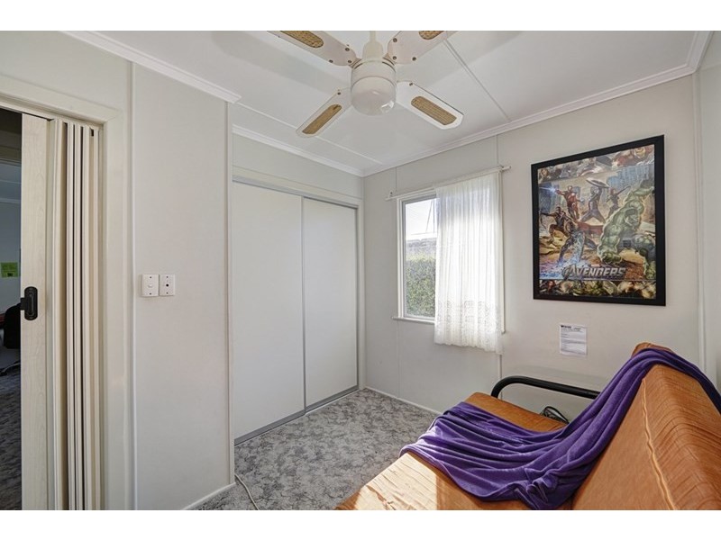 5 Birks Street, Avenell Heights QLD 4670