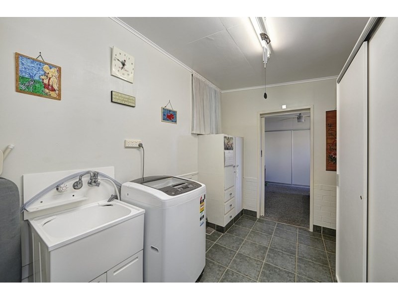 5 Birks Street, Avenell Heights QLD 4670