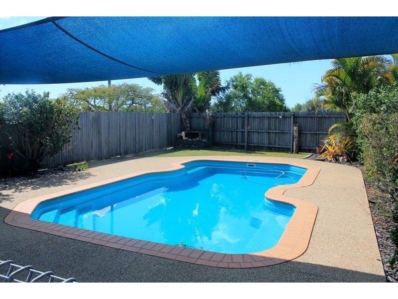 1082 Moore Park Road, Gooburrum QLD 4670