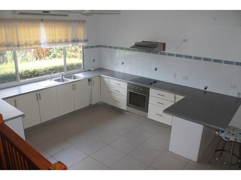 1082 Moore Park Road, Gooburrum QLD 4670