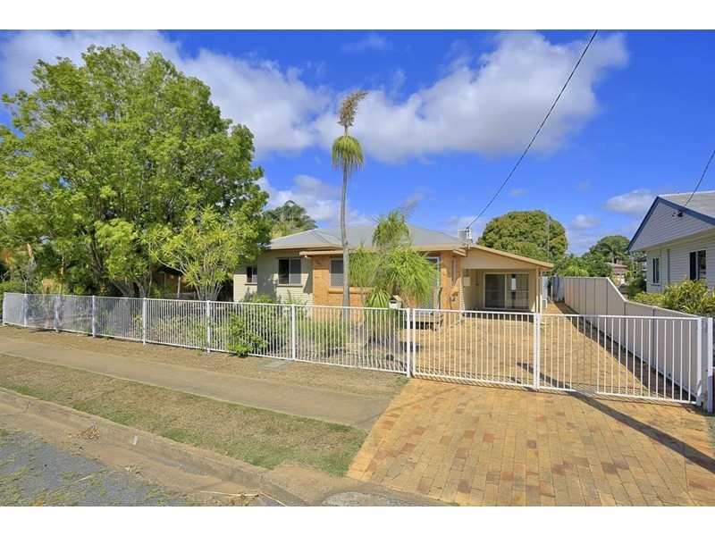 21 Svensson Street, Svensson Heights QLD 4670