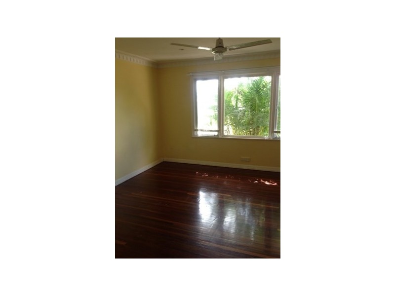 Svensson Heights QLD 4670