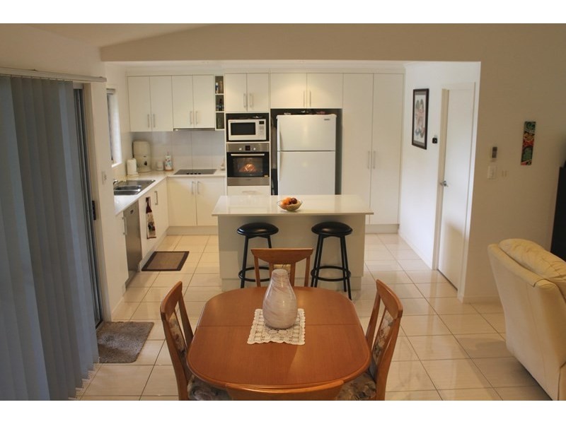 3/7 Elliott Heads Road, Kepnock QLD 4670