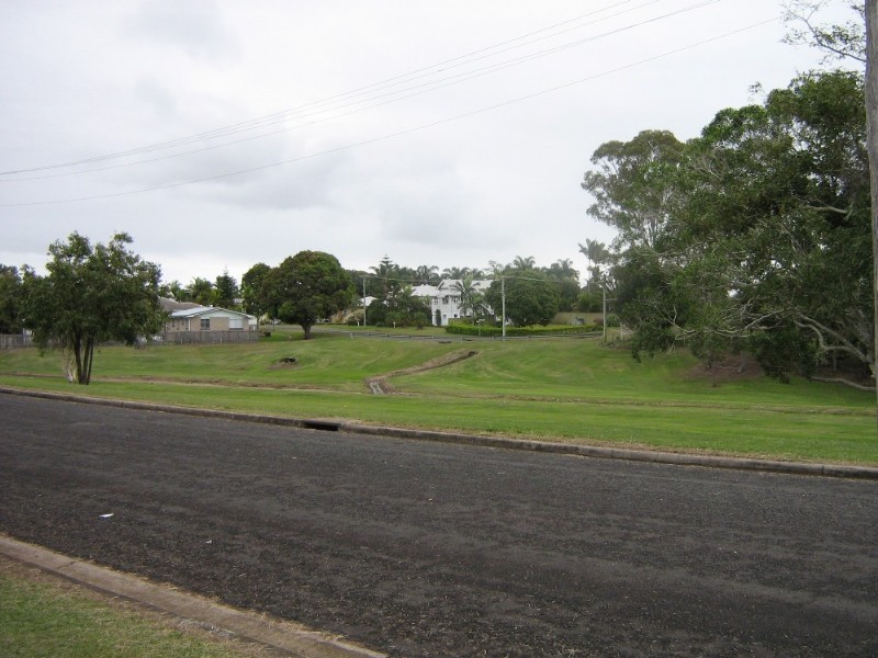 8 Redden Street, Bundaberg QLD 4670