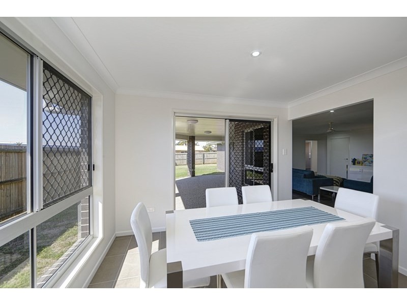 31 Mountney Street, Avoca QLD 4670