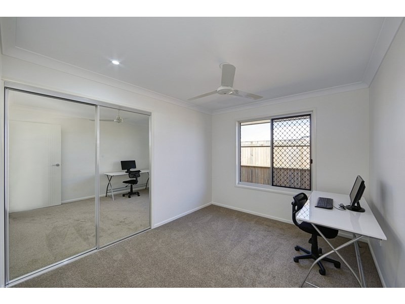 31 Mountney Street, Avoca QLD 4670