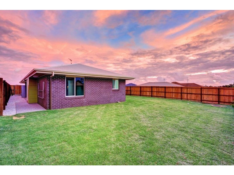 31 Mountney Street, Avoca QLD 4670