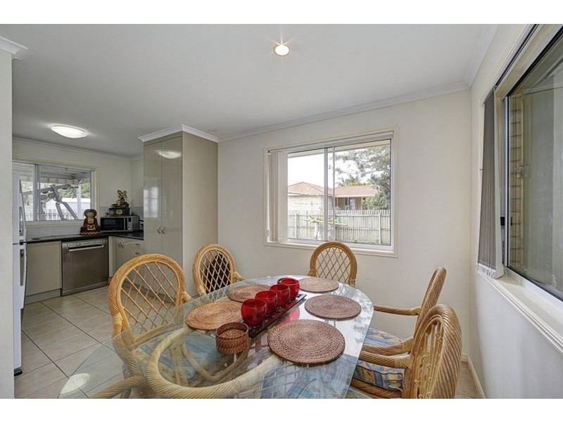 42 Robina Drive, Avoca QLD 4670