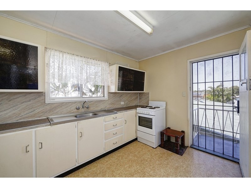 2 Lovett Street, Norville QLD 4670