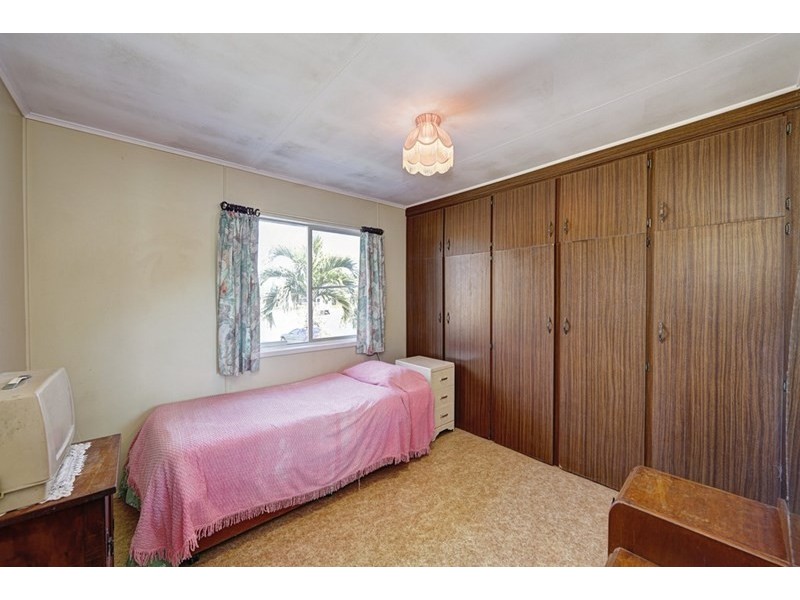 2 Lovett Street, Norville QLD 4670