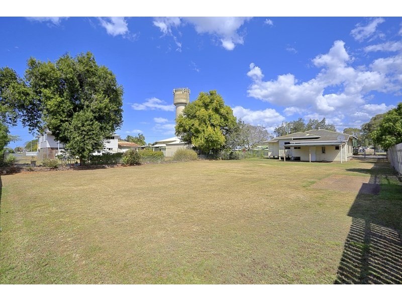 3 Mount Perry Road, Bundaberg North QLD 4670