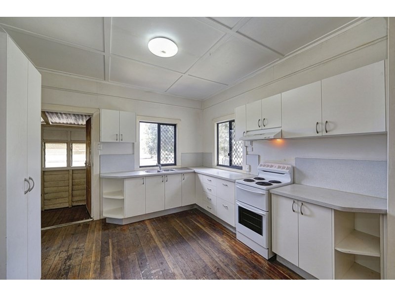 3 Mount Perry Road, Bundaberg North QLD 4670