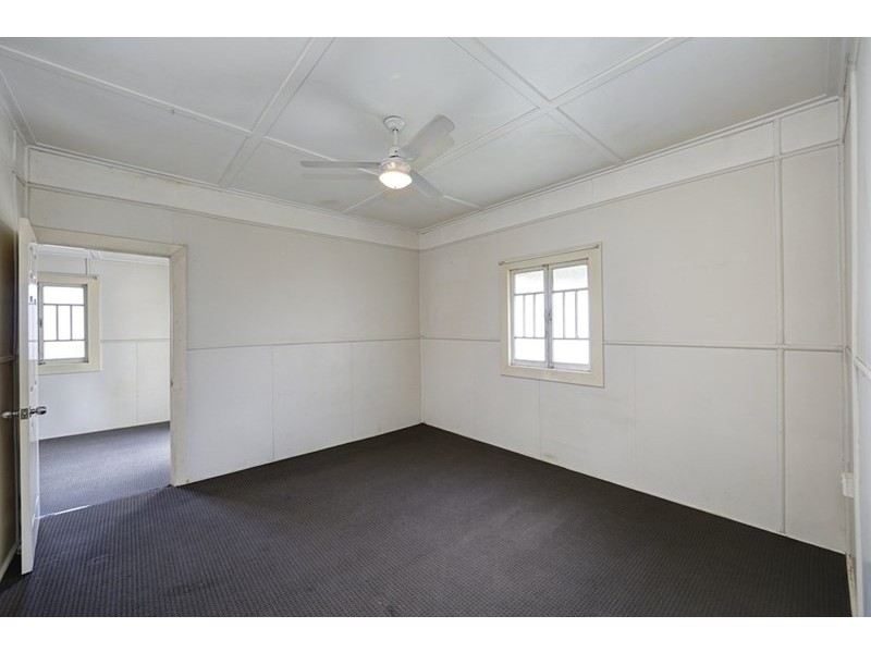 3 Mount Perry Road, Bundaberg North QLD 4670