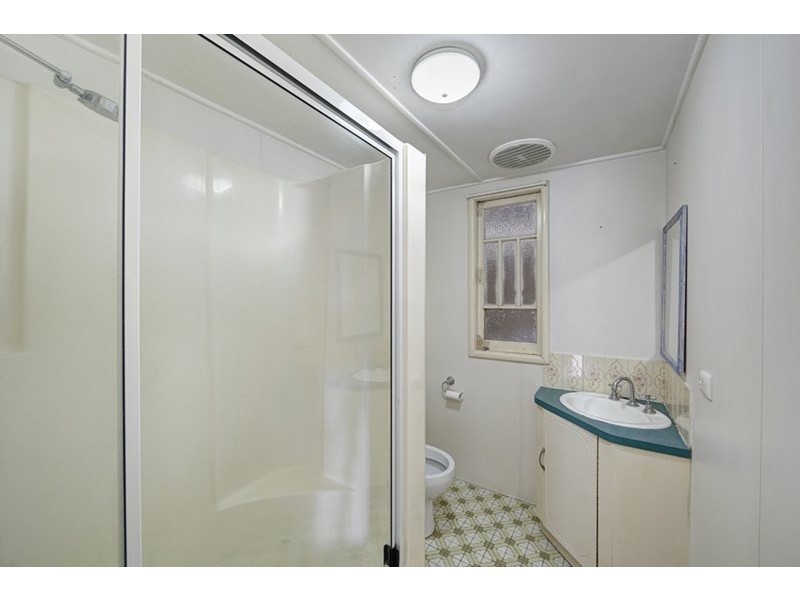 3 Mount Perry Road, Bundaberg North QLD 4670