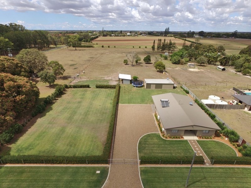 11 Booloongie Road, Gooburrum QLD 4670