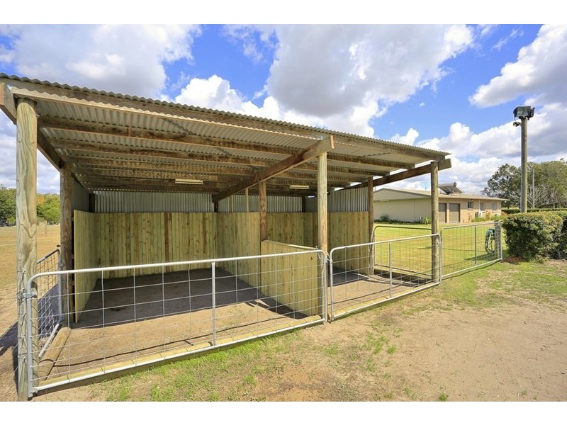 11 Booloongie Road, Gooburrum QLD 4670