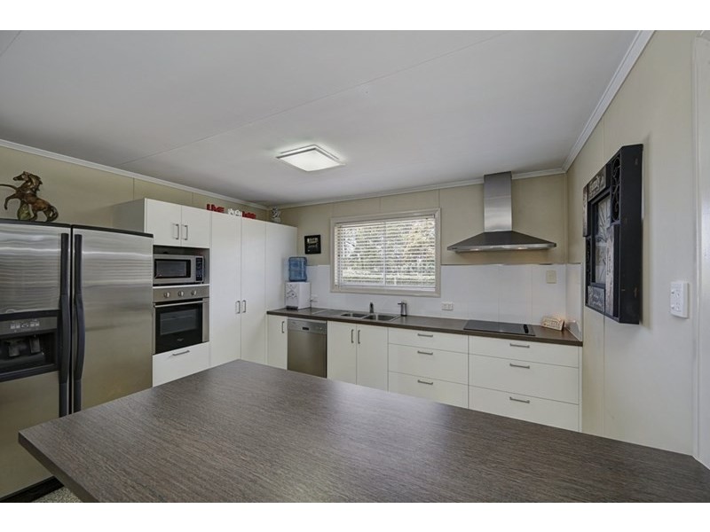 11 Booloongie Road, Gooburrum QLD 4670