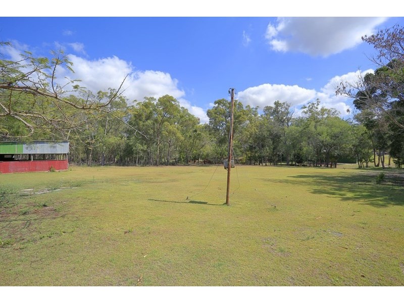 15 Samuels Road, Branyan QLD 4670