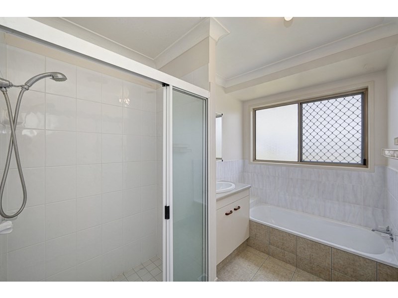 1 Palomino Avenue, Branyan QLD 4670