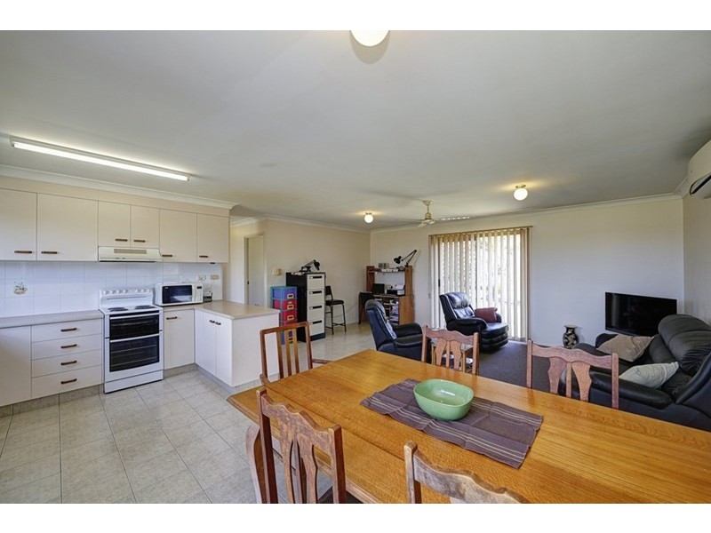 1 Palomino Avenue, Branyan QLD 4670