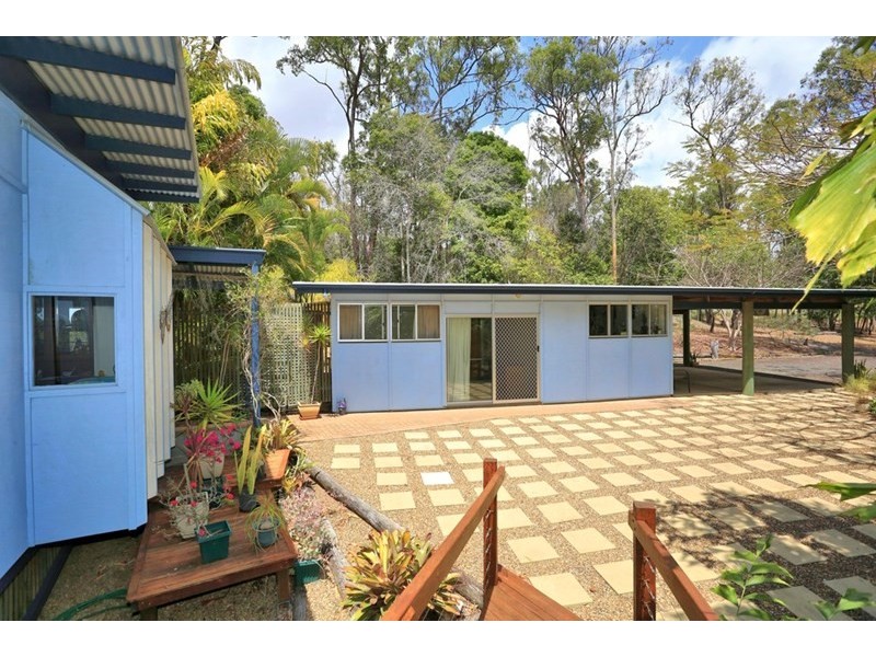 10 Louise Court, Branyan QLD 4670