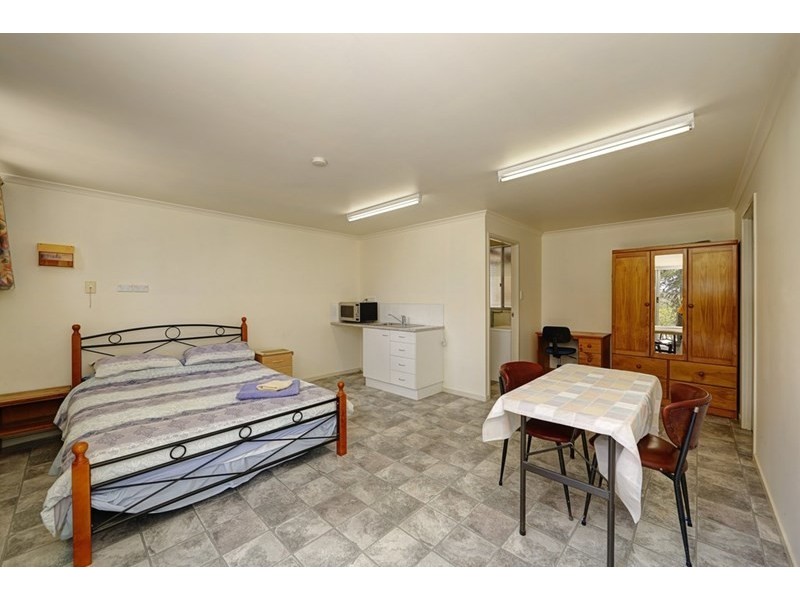 10 Louise Court, Branyan QLD 4670