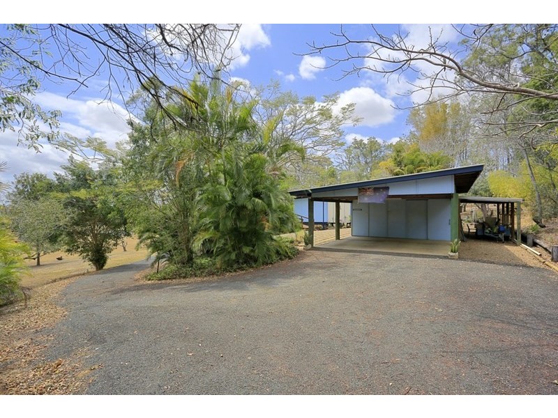 10 Louise Court, Branyan QLD 4670